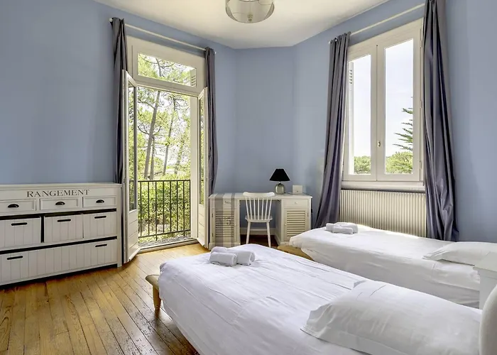 Familiale Pres Du Moulleau Et Des Arbousiers Avec Grand Jardin Et Terrasse - Fr-1-433-18 * Arcachon