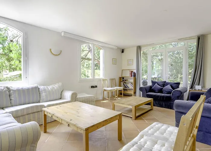 Villa Familiale Près Du Moulleau Et Des Arbousiers Avec Grand Jardin Et Terrasse - Fr-1-433-18 *